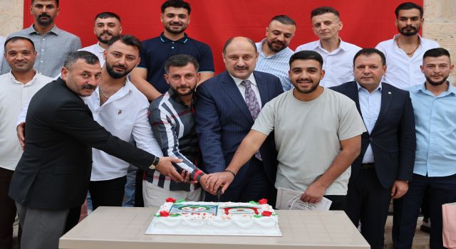 ŞANLIURFA’DA UMUT BÜYÜYOR: LİMAN AYIK’TA 24 GENÇ DAHA MEZUN OLDU