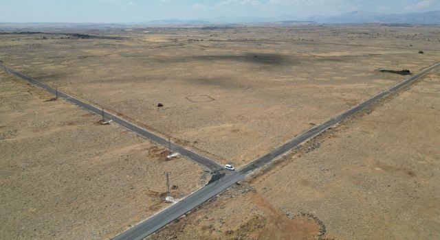 Siverek’te 5 kilometrelik yol sathi asfaltla yenilendi