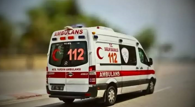 Karaköprü’de motosikletin çarptığı yaya ve sürücü yaralandı