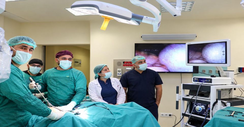 Şanlıurfa’da 12 Santimetrelik Kitle Robotik Cerrahiyle Çıkarıldı