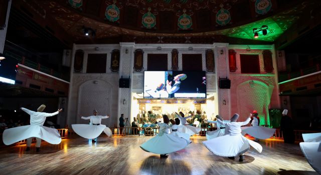 Şanlıurfa’da tasavvuf musikisi ve semazenlerden unutulmaz gösteri