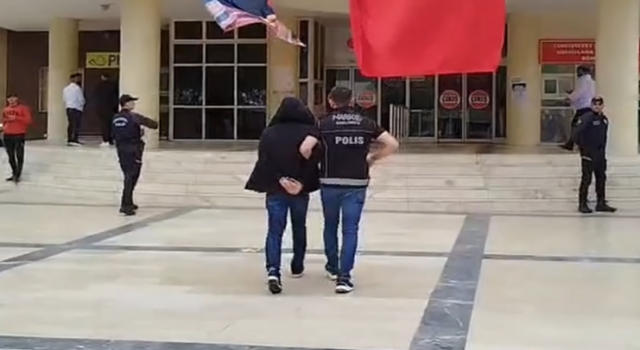 Şanlıurfa’da ticari taksiye narkotik baskını: 2 kilo skunk ele geçirildi