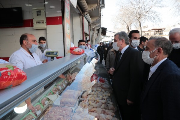 Beyazgül, esnaf ve vatandaşlarla bir araya geldi