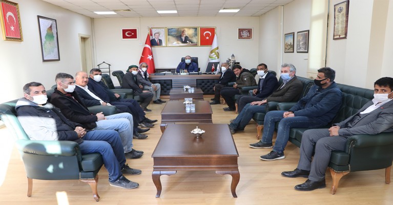 Ekinci vatandaşlarla bir araya geldi