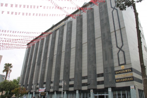 Şanlıurfa Büyükşehir Belediyesi’nden kiracılarına müjde