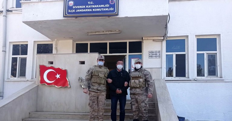 Şanlıurfa’da cinayetten hükümlü şahıs nişan töreninde yakalandı