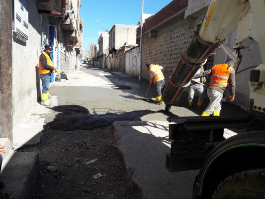 Siverek’te cadde ve sokaklarda iyileştirme çalışmaları sürüyor