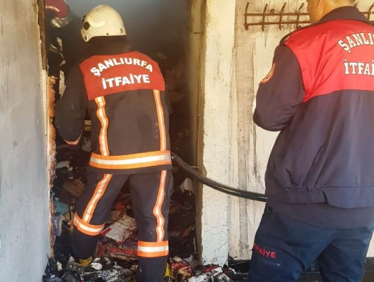 Viranşehir’de ev yangını