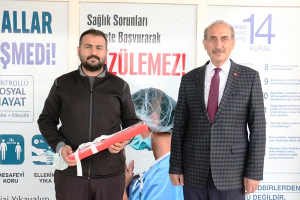 Başkan Yalçınkaya'dan sağlık çalışanlarına ziyaret