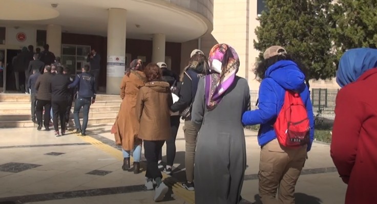 FETÖ'den gözaltına alınan 35 şüpheli adliyeye sevk edildi