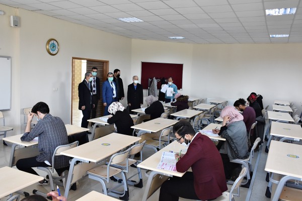 HRÜ’de yabancı öğrencilere yönelik sınav gerçekleşti