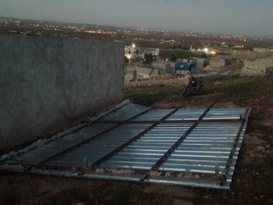Şanlıurfa'da şiddetli rüzgar hayatı olumsuz etkiledi