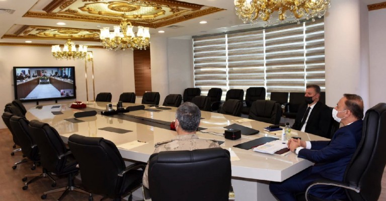 Bakan Süleyman Soylu'dan Urfa Valisi ile toplantı