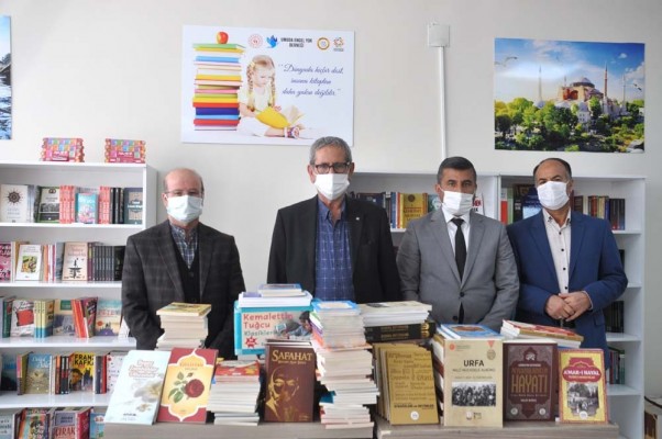 Kitap Kahve Projesine kitap desteği