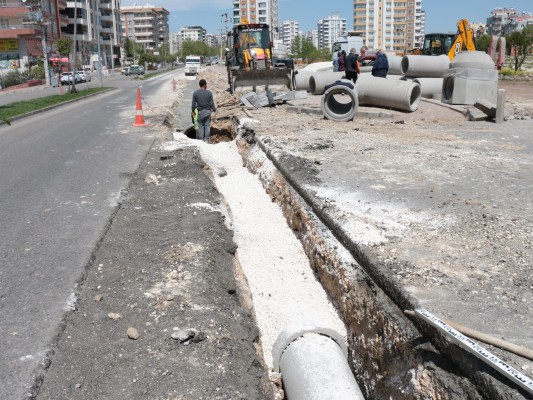 ŞUSKİ alt yapı hizmetlerine devam ediyor