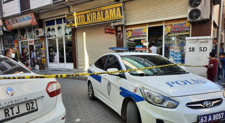 Tartıştığı babasını ve komşusunu silahla vurdu-EK