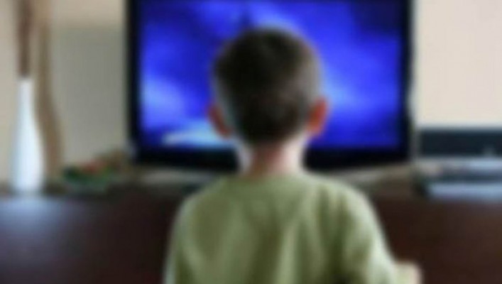 Üzerine televizyon düşen çocuk hayatını kaybetti