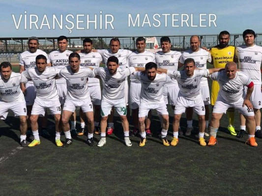 Başkan Ekinci'den Viranşehir Master'lar takımına destek