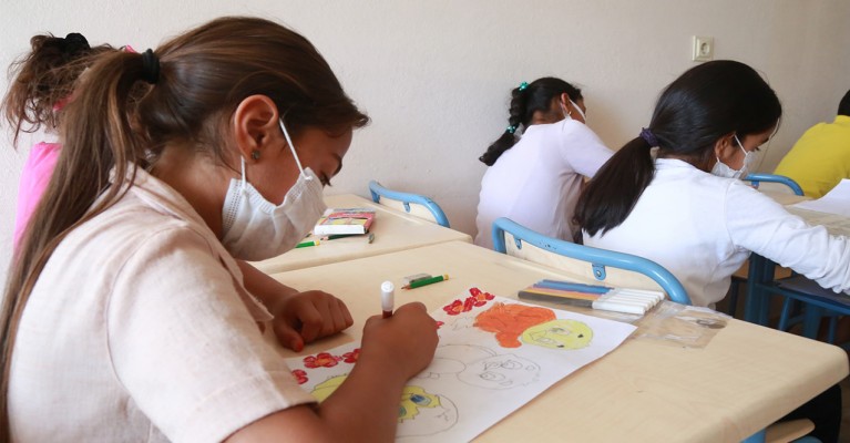 Eyyübiye'de gençler kursta eğitim görüyor