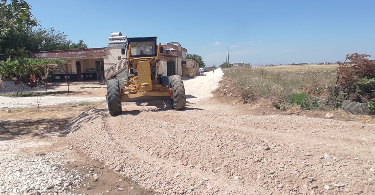 Eyyübiye kırsalında yol yapım çalışmaları sürüyor