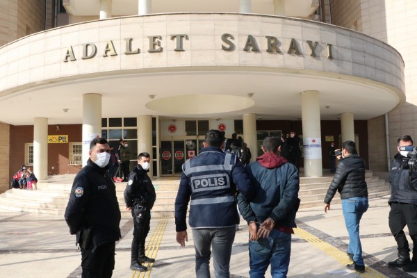 Hırsızlık şüphelisi tutuklandı