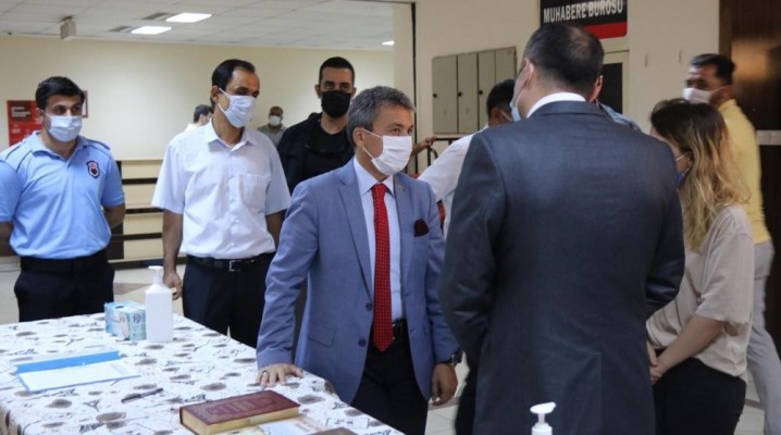 Şanlıurfa’da Adalet Sarayı’nda kitap bağışı kampanyası