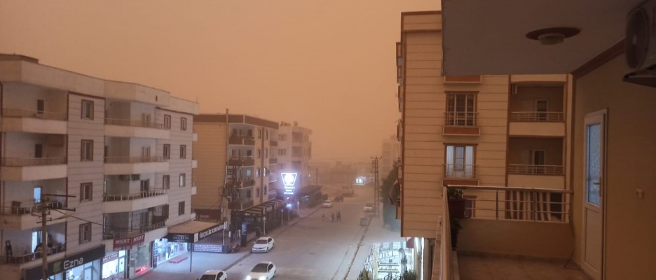 Suriye'den gelen toz bulutu, Urfa'da hayatı felç etti-EK