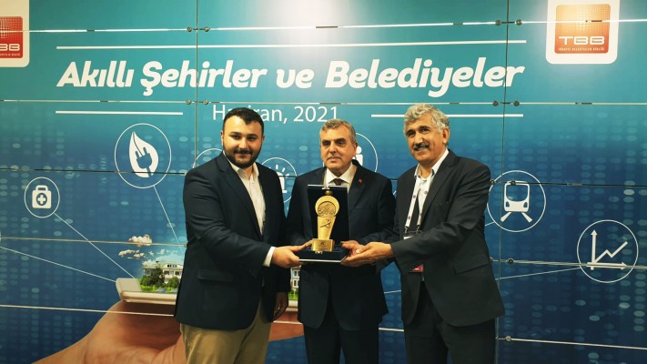 Büyükşehir, akıllı ulaşımda ödüle layık görüldü