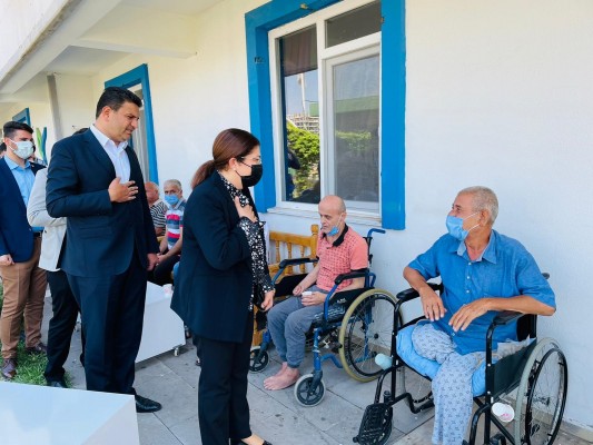 Polat, en dezavantajlı babaları yalnız bırakmadı