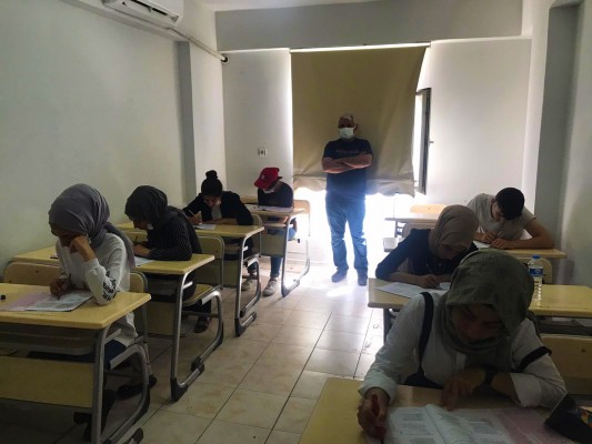 Siverekli gençler sınavlara hazırlanıyor