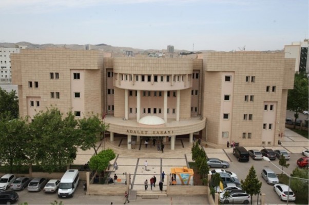 Şanlıurfa'da aranan hırsız yakayı ele verdi
