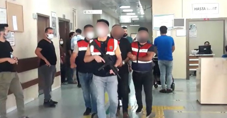 Firari terör örgütü üyesini JASAT yakaladı