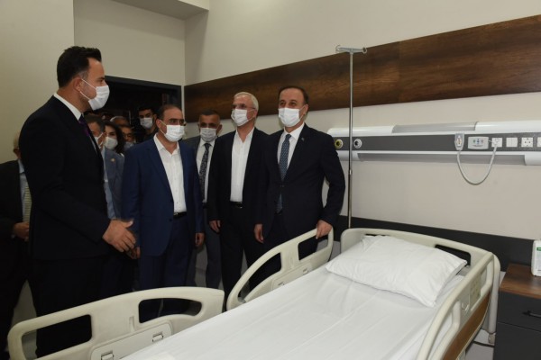 İş adamı, şifa bulduğu hastaneyi revize etti