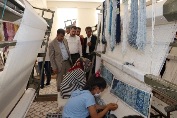 Karaköprü'de kadınlar hem üretip hem de kazanacak