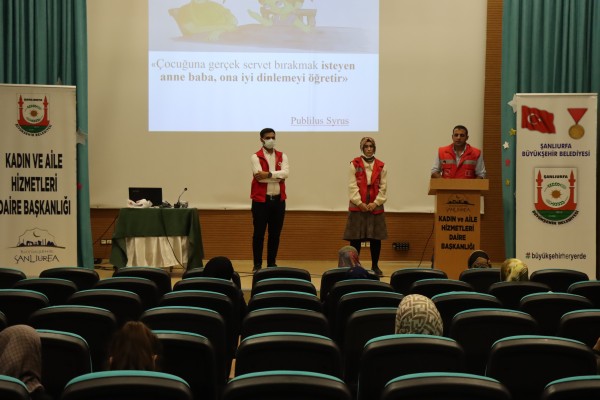 Şanlıurfa'da 'mutlu evliliğe ilk adım' konulu eğitim verildi