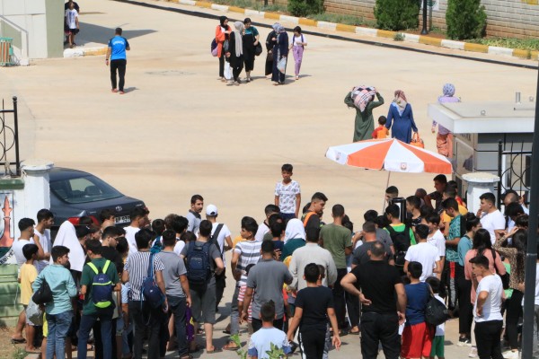 Şanlıurfa’da yüzme kuyruğu
