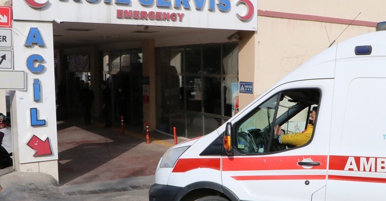 Urfa'da bir kişi tartıştığı karısını boğarak öldürdü