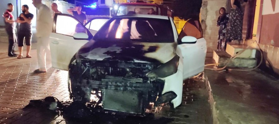 Viranşehir'de araç yangını