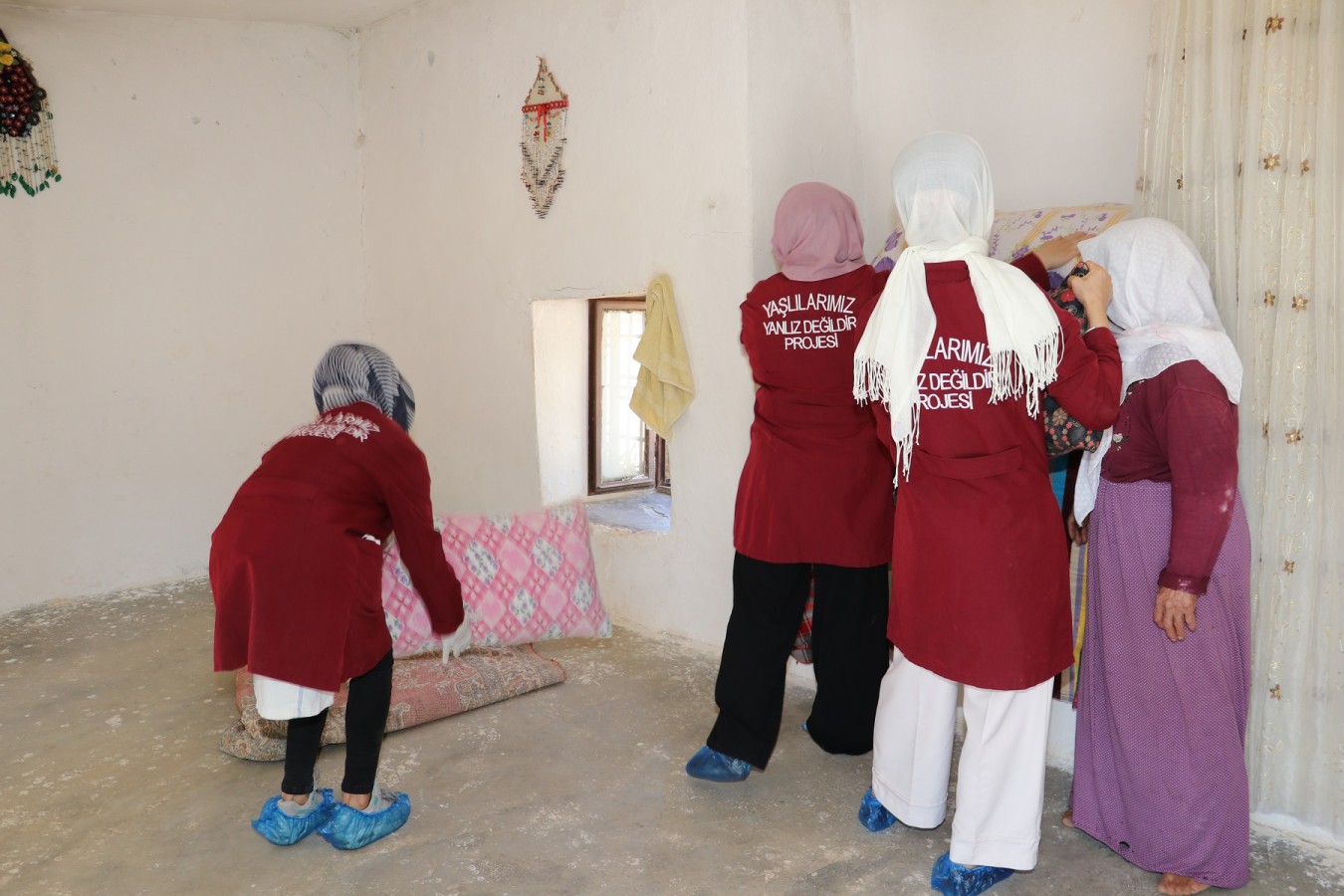 Karaköprü'de dezavantajlı vatandaşlara evde bakım hizmeti