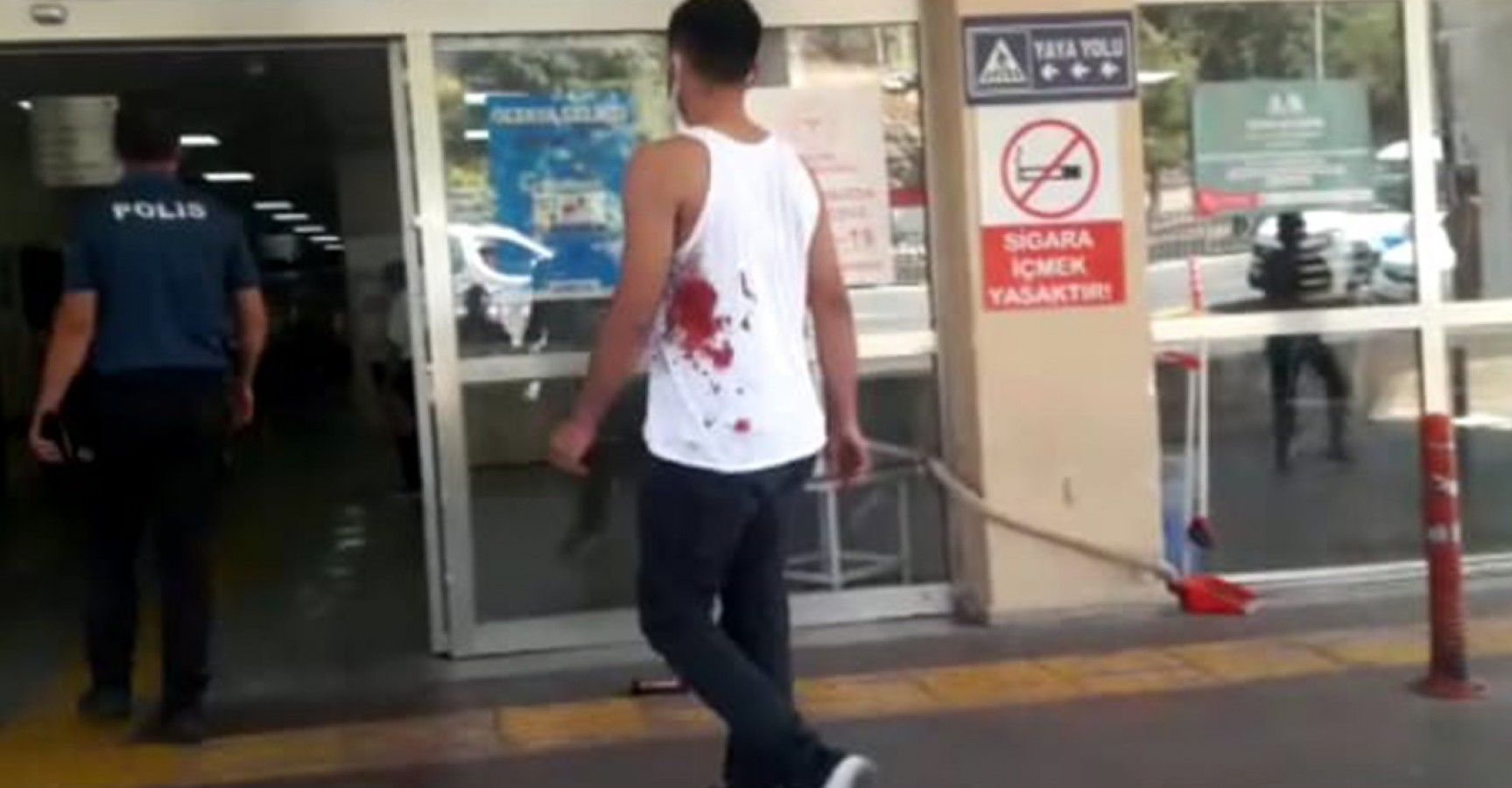 Liseli gençlerin kavgası kanlı bitti