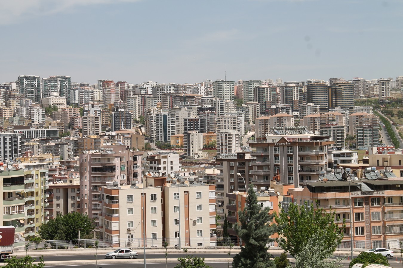 Önal'dan artan konut ve kira fiyatlarına tepki