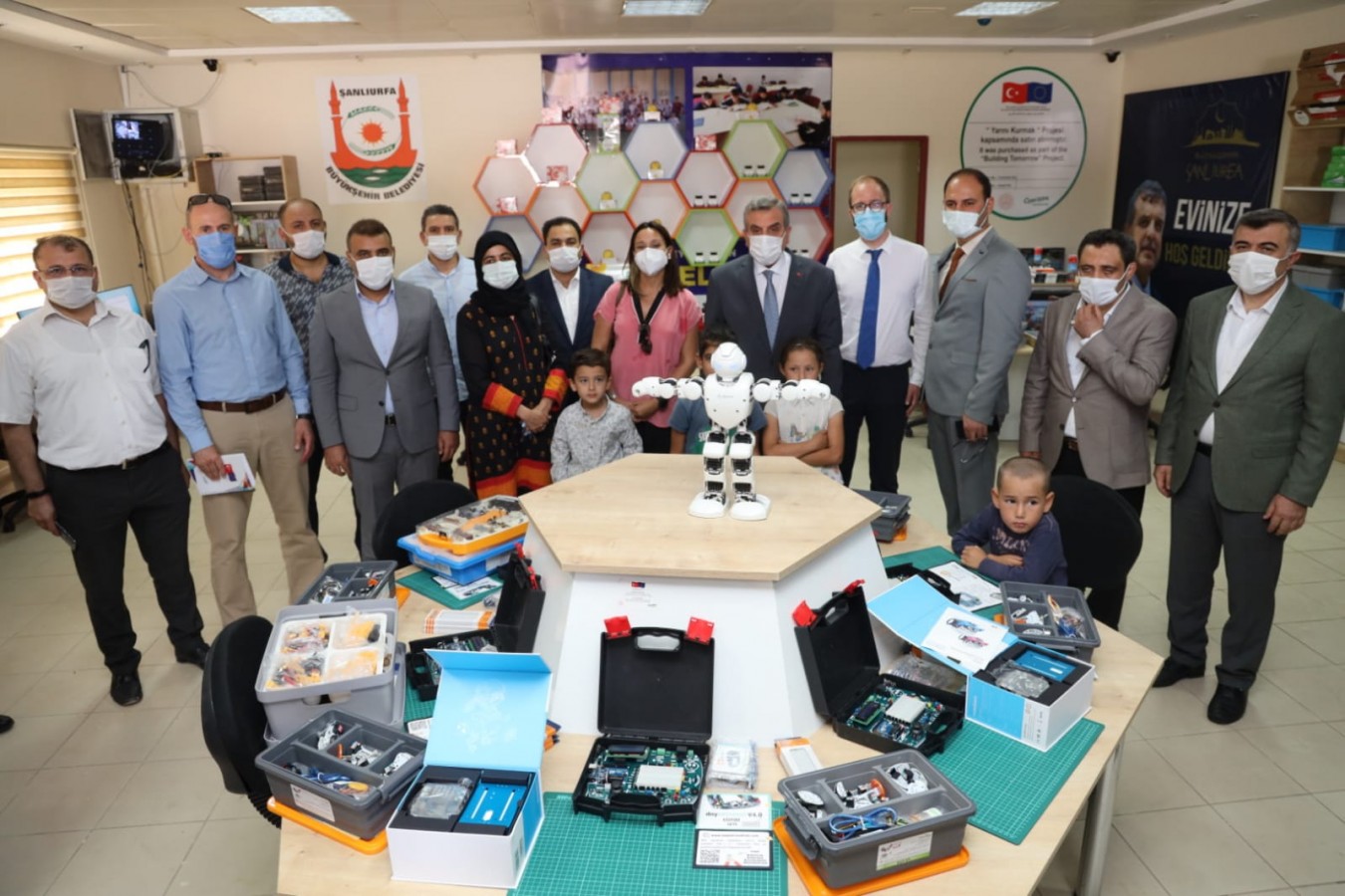 Şanlıurfa Büyükşehir'in yatırımlarıyla kalkınıyor