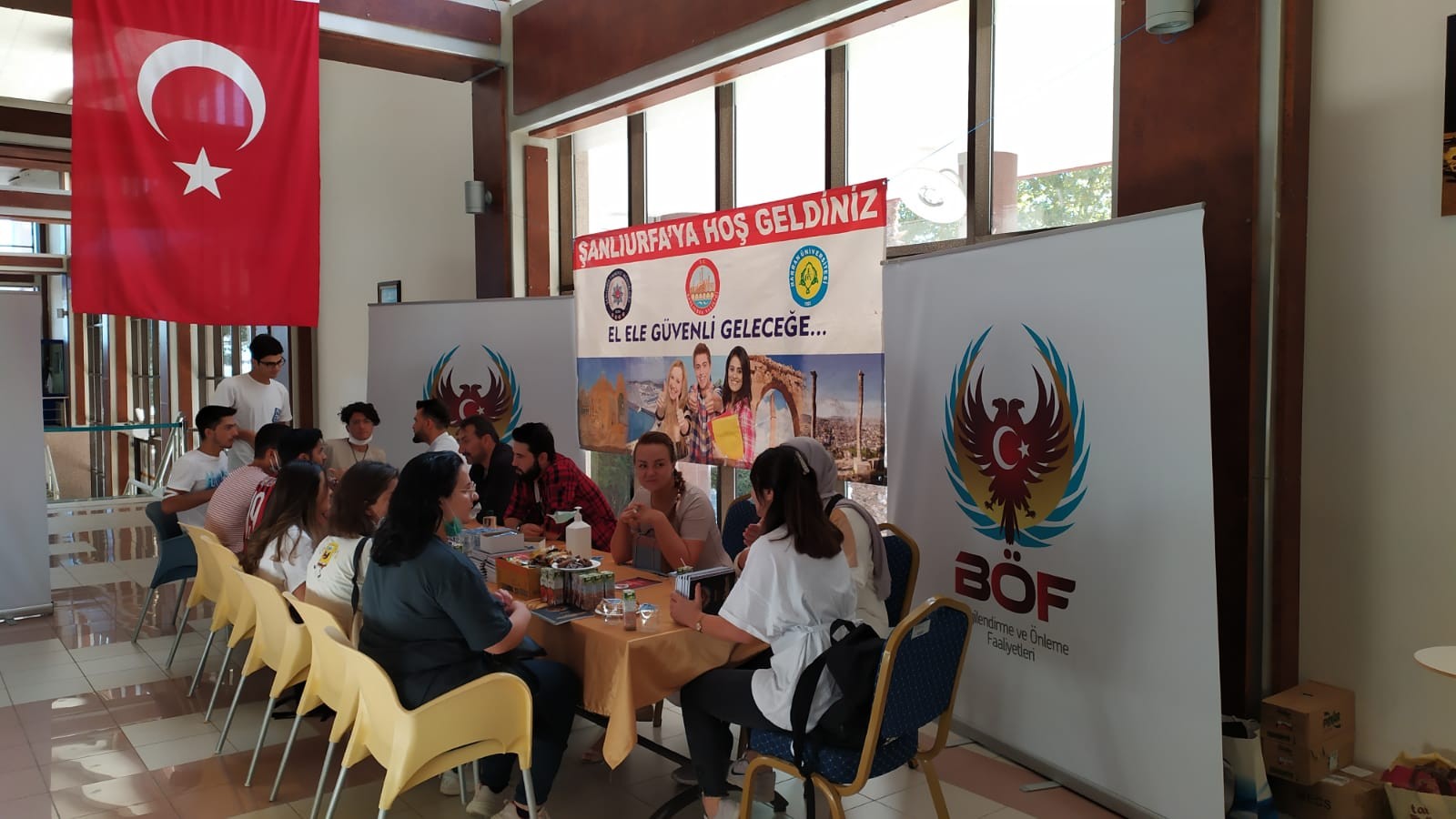 Şanlıurfa emniyeti HRÜ'de stant kurdu