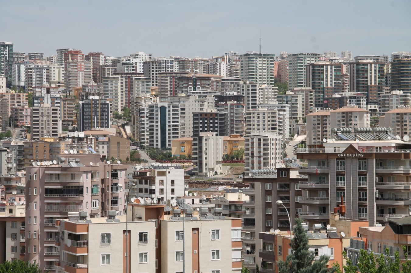 ŞUTEM Başkanı Tokmak: "Ev bulamayan öğretmenler ağlıyor"
