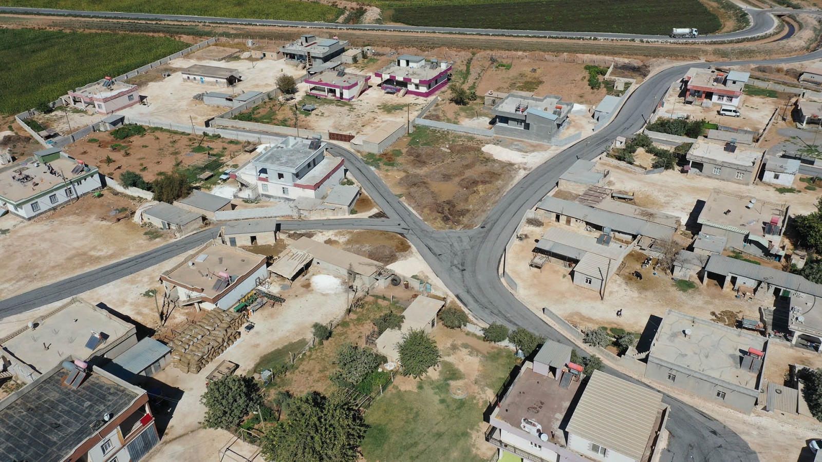 Harran'da kış öncesi asfalt seferberliği