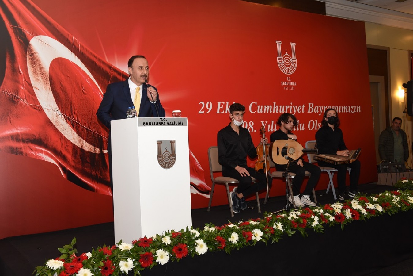 Şanlıurfa’da Cumhuriyet resepsiyonu