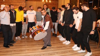 Urfaspor’dan halay şov!