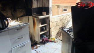 Siverek'te bir evde patlama: Anne ve kızı yaralandı