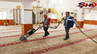 HALİLİYE’DEKİ İBADETHANELERDE BAYRAM TEMİZLİĞİ