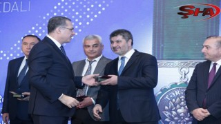 Urfalı İş Adamı, Azerbaycan'da ödüle layık görüldü